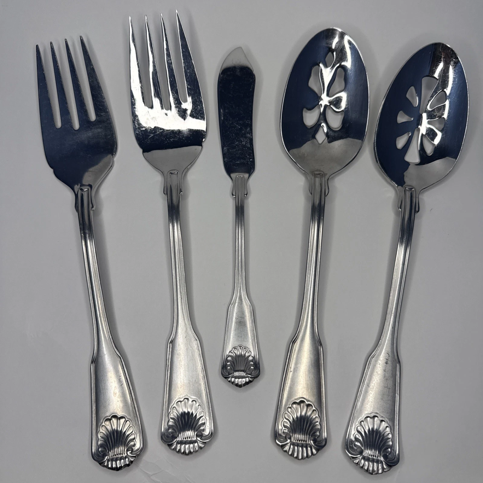 Towle Stainless (5) Pc Serving Set London Shell Flatware Satin handle - Korea