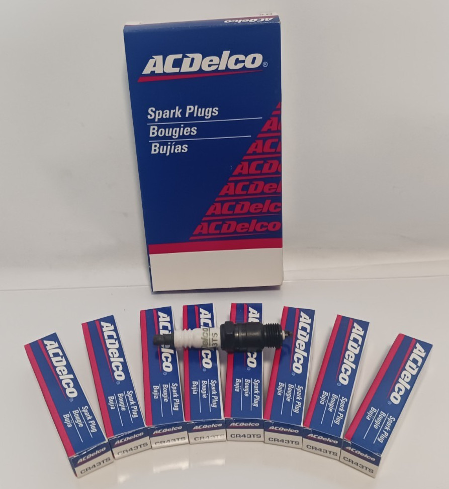 8X GENUINE GM ACDELCO OEM SPARK PLUGS CR43TS FORD CHEVY GMC FREE SHIPPING