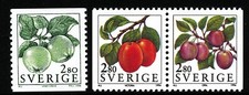Sweden 1994 cpl set fruits; plums, apple. MNH