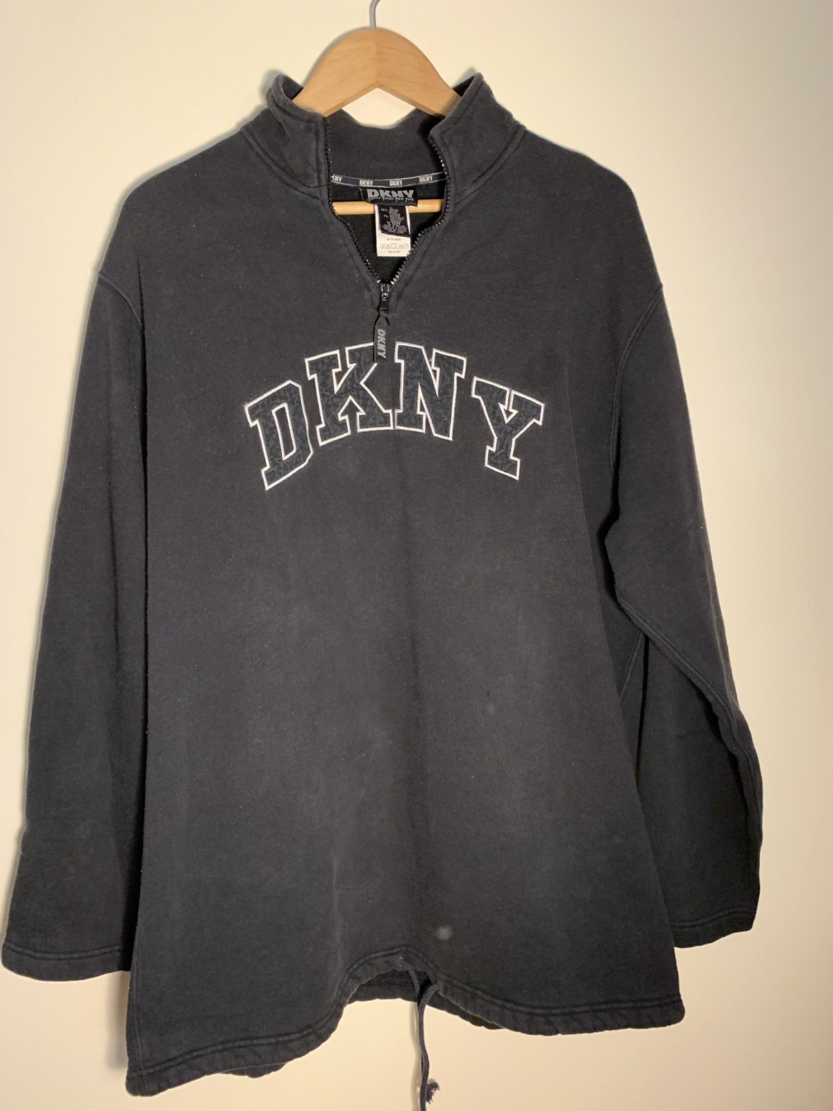 dkny vintage sweatshirt