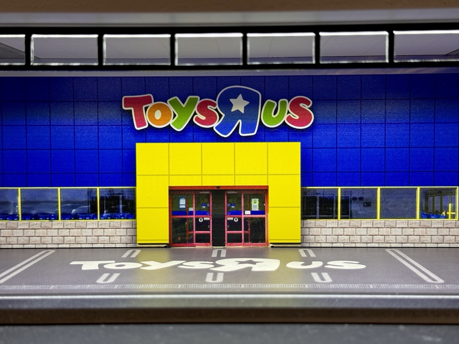 Toys R US Theme FOR Hot Wheels 164 Model Diorama Garage LED Lighting