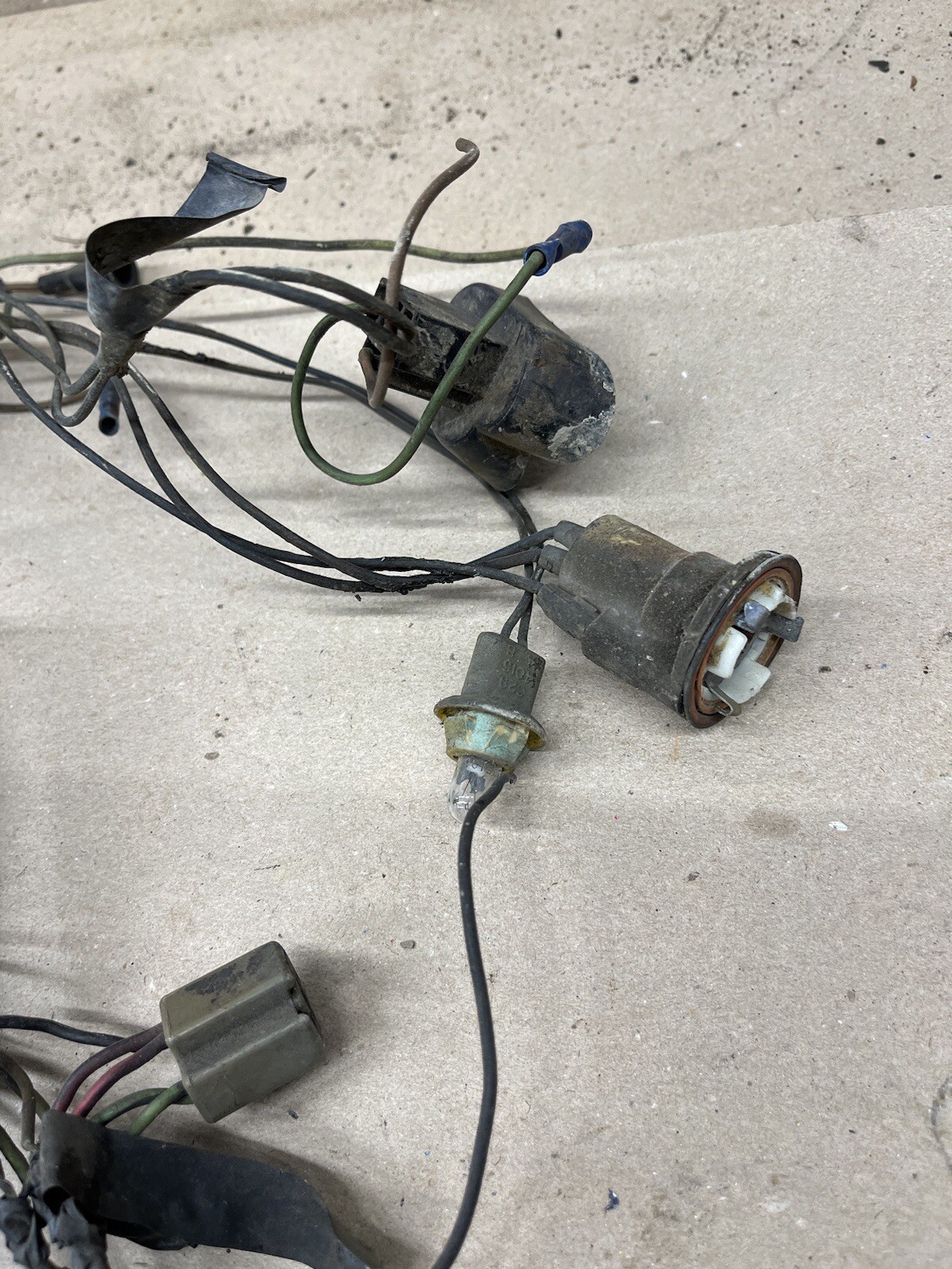 1967 68 70 1972 CHEVROLET GMC C10 K10 under hood headlight wire wiring