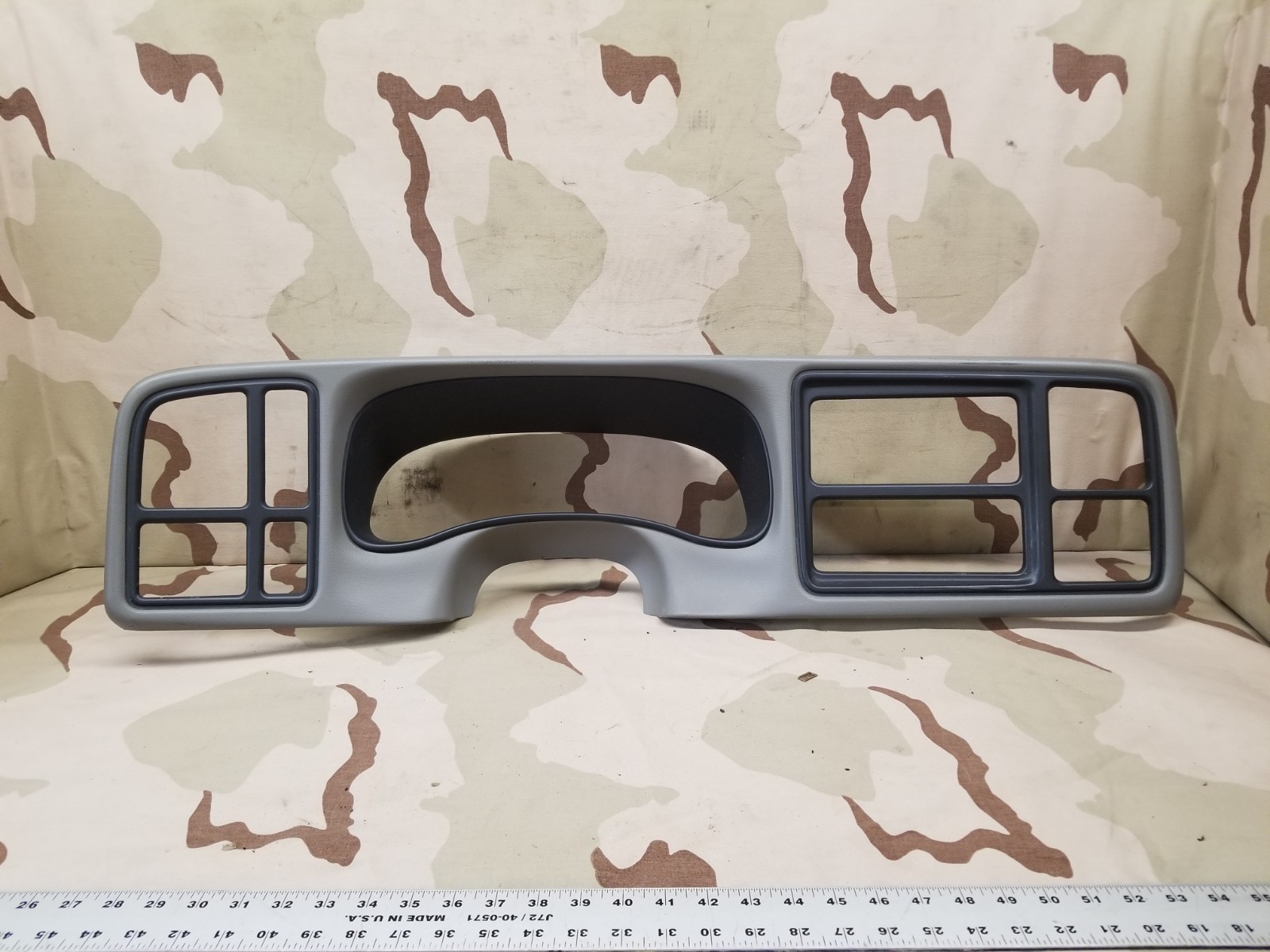 1999-2002 Chevy GMC Tahoe Suburban Yukon Silverado Instrument Cluster Bezel OEM