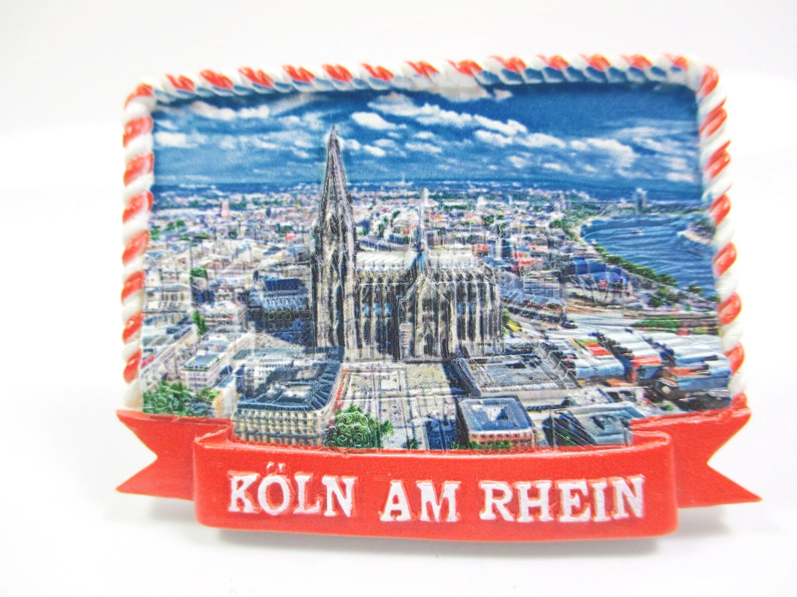 Cologne on the Rhine Cathedral Premium Magnet Poly Souvenir Germany (37)