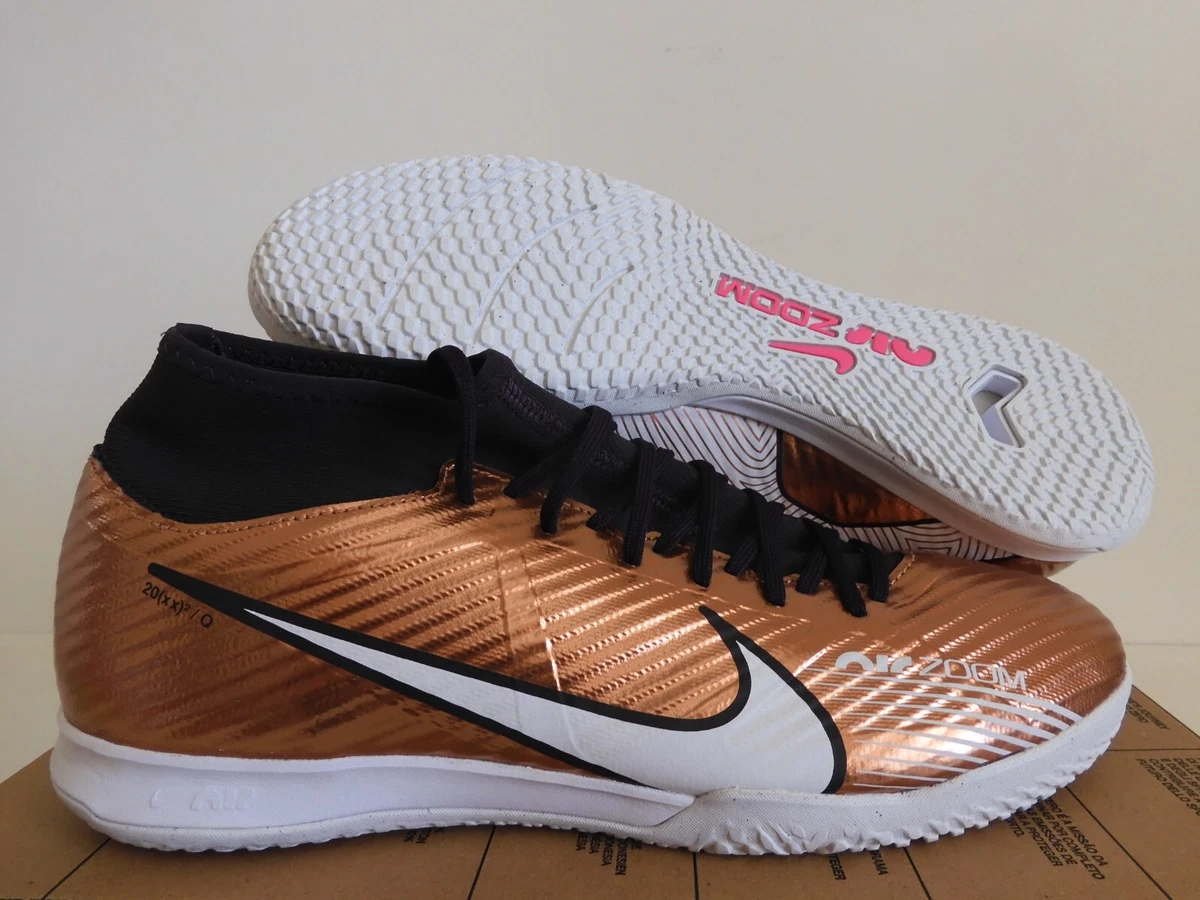 Preços baixos em Nike Zoom Mercurial Superfly 9 Academy IC