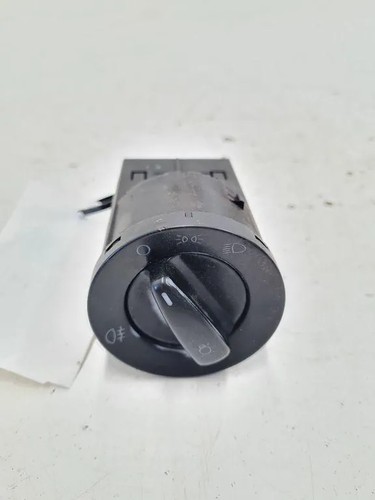 VW GOLF V 1K1 Scheinwerferschalter 1C0941531 1.90 Diesel 55kw 1999 33391383