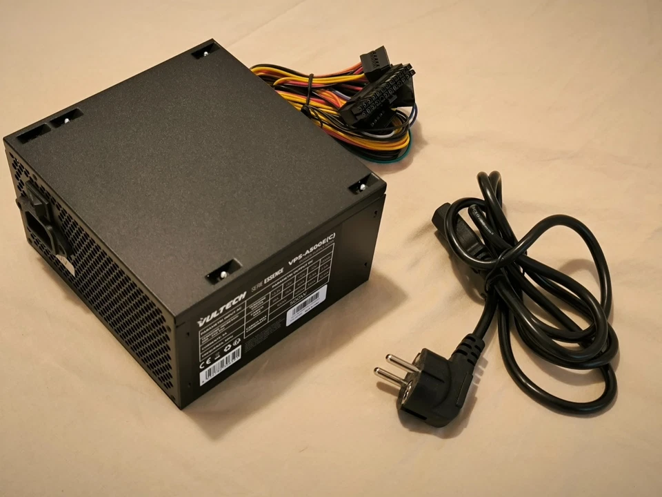 🔌Vultech VPS-A500E - 500W 20+4 Pin ATX Desktop Power Supply - NEW - Immagine 2 di 4