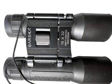 Barska Lucid View 16x32 Compact Binoculars Roof Prism Black Used