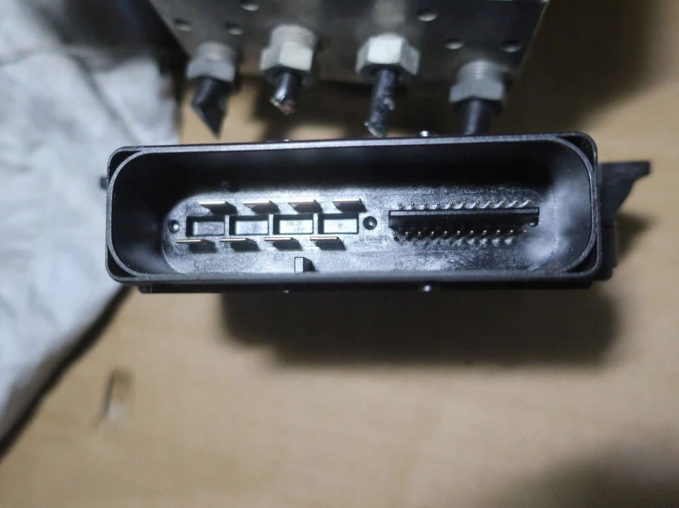 31275216 Módulo de control de freno de mano Volvo V70 2008 Foto 2 de 2