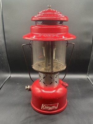 Vintage Canadian RED Coleman Model 220E dual-mantle camp lantern - Untested  