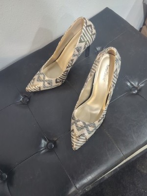 Women's Torta Caliente Zara Pointed Toe Size 10