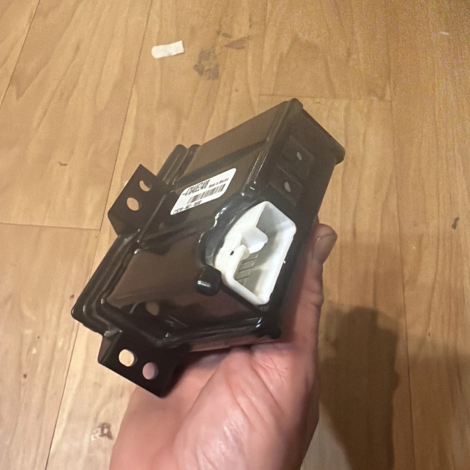 2016-2024 NISSAN TITAN TRAILER BRAKE CONTROL MODULE SWITCH 478A0-EZ40B OEM - image 3 of 4