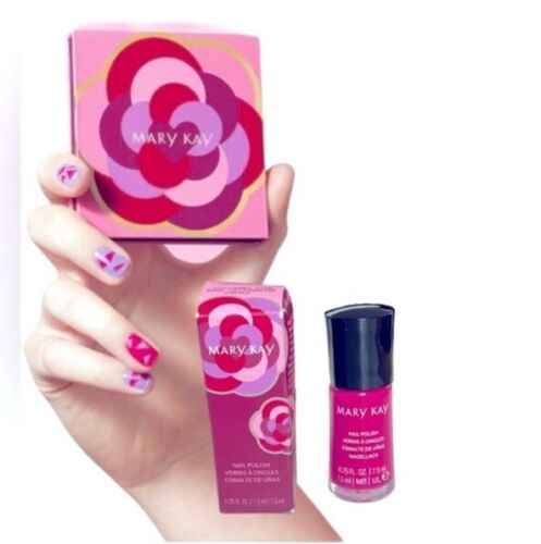 Mary Kay Limited Edition 60th Anniversary Eye Shadow Palette W/ Pink Nail Polish - Picture 2 of 13