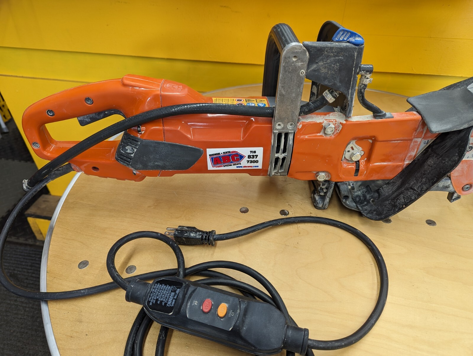 Husqvarna K4000 14" Electric Commercial Power Cutter Wet/Dry USED eBay