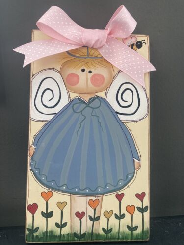 ORIGINAL HAND PAINTED PRIMITIVE NAIVE FOLK ART GARDEN ANGEL on WOOD w/ FLOWERS - Picture 1 of 4
