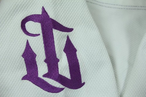 RARE NEW War Tribe Women's Finesse Brazilian jiu-jitsu Gi WHITE W3 Shoyoroll - Picture 3 of 7
