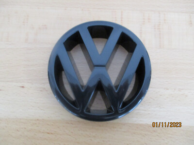 original VW-Emblem Golf 2 Golf 3 T4 Passat Vento vorne schwarz 323853601  041