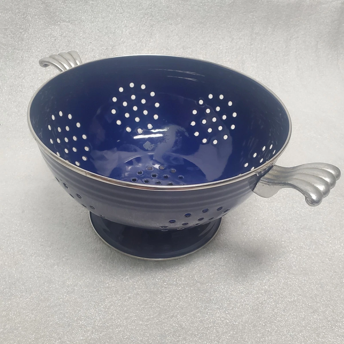 Large cheap enamel colander