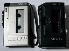 Sony Walkman Stereo Cassette-Corder TCS-350 anni 80 con custodia (ricondizionato/cinture nuove)