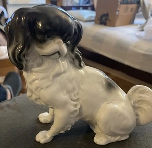 CAVALIER KING CHARLES SPANIEL GERMANY 6 “ dog figurine AVP mark
