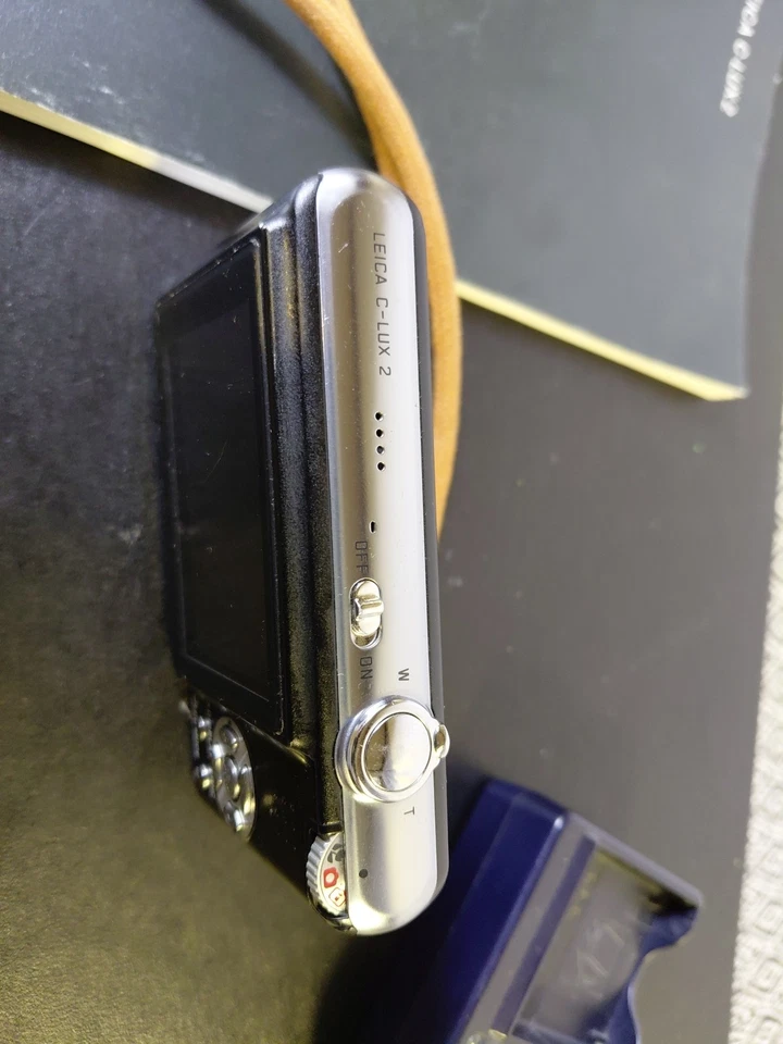 Cámara digital compacta Leica C-Lux 2 7,2 MP con cargador + estuche + SD de 1 GB Foto 3 de 4