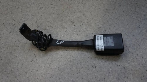 Volkswagen PASSAT CC 2009 Vorne links Gurtschloss vorne 1K8857755E AOP31646