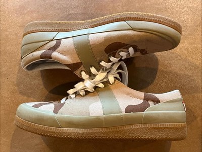 Hunter Original Low Canvas Desert Sneakers (Men s 11)