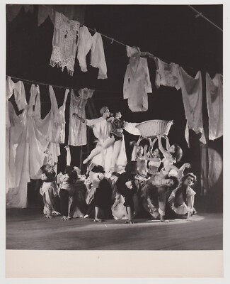 Original Foto um 1946 Ballett Champs-Elysées Le Bal des Blanchisseuses LIPNITZKI