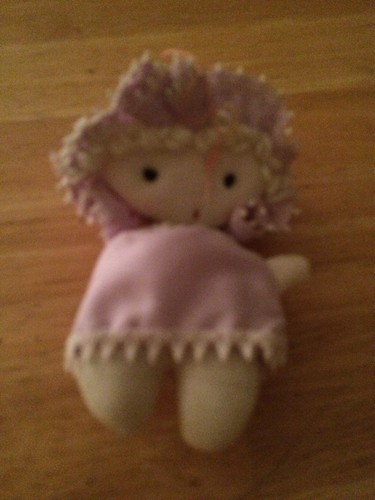 1970'S VINTAGE STRAWBERRY SHORTCAKE DOLL FRIEND BABY PURPLE WHITE SWEET GOO GOO - Picture 4 of 6