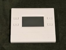 Crestron CHV-TSTATEX-FCU-W-T Thermostat