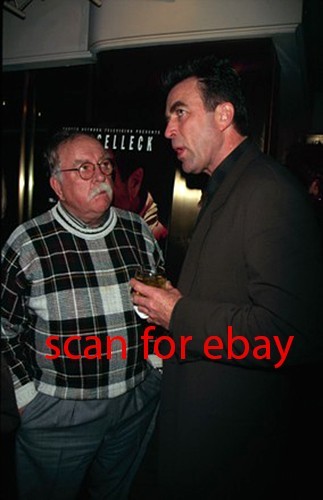 Magnum PI - Tom Selleck - Exclusive PHOTO 8x10 Rare FOTO 33138 - Bild 1 von 1