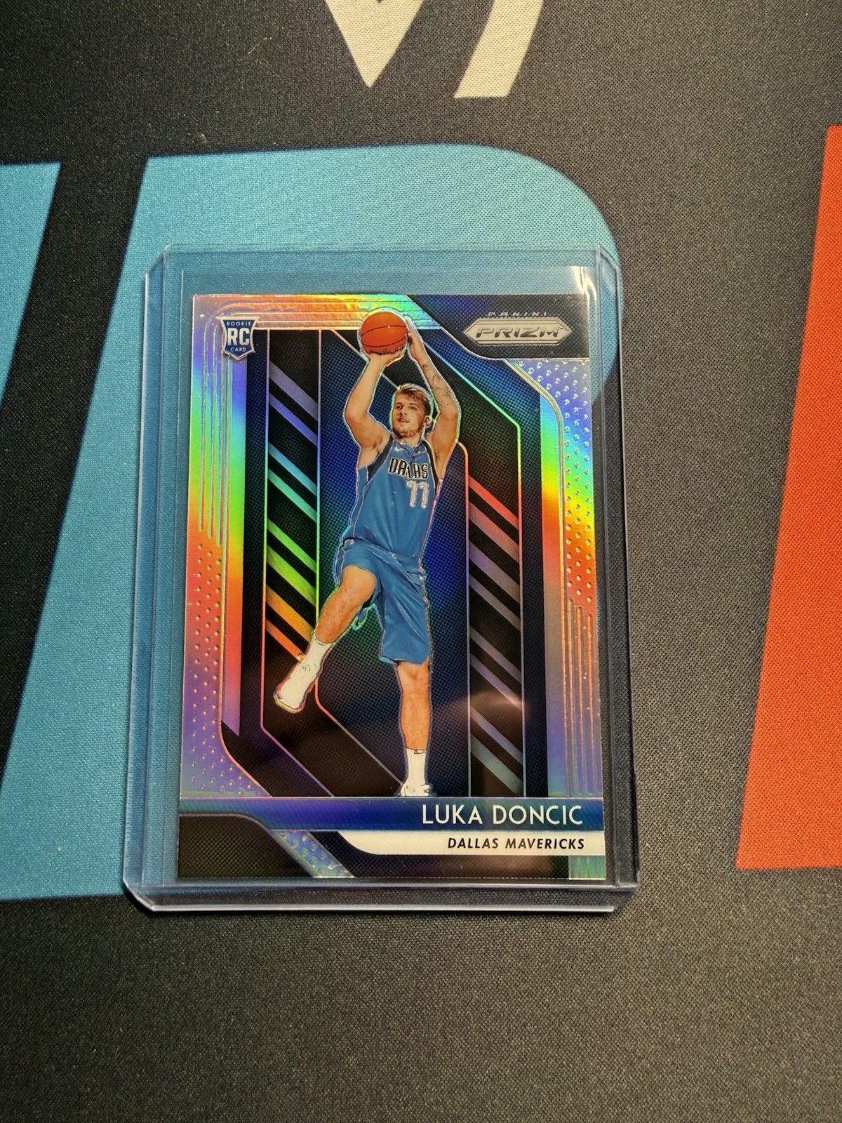 LUKA DONCIC 2018 PANINI SILVER PRIZM (RC) #280