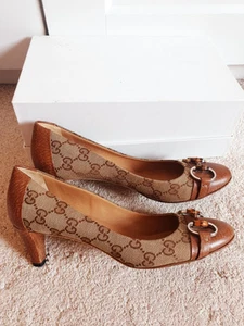 Chaussures de cour à talons en tissu beige Gucci Marmont GG UK 4,5 EU37,5 US 7,5 (convient à UK5)