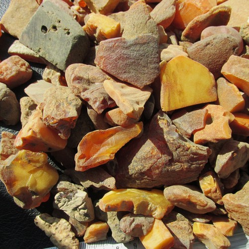 Natural Baltic Amber Stones 690g. - Picture 2 of 8