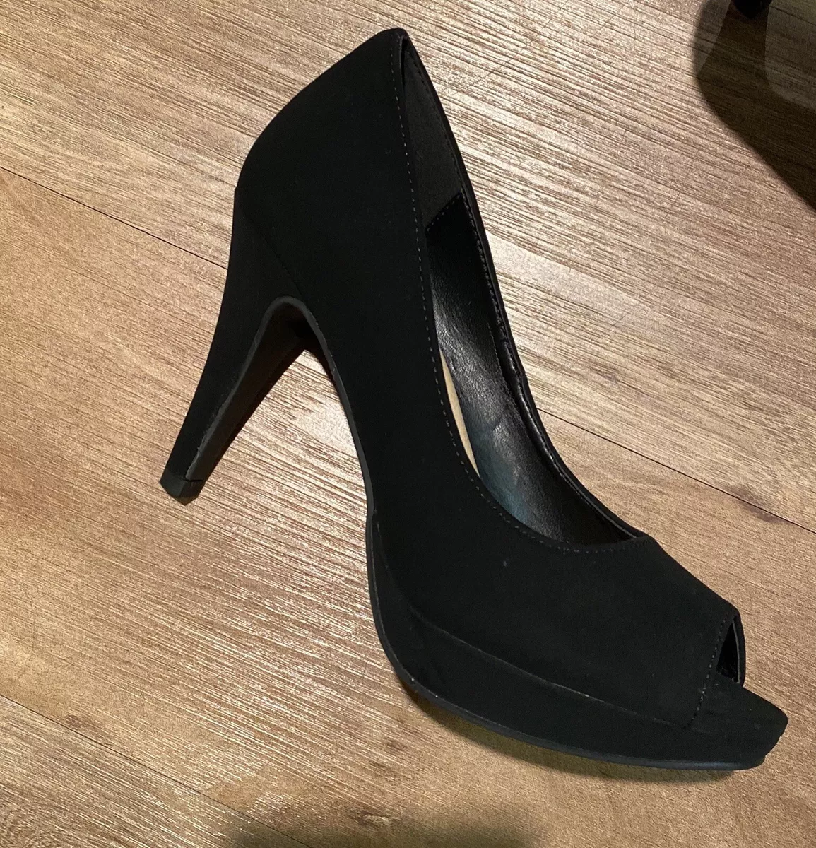 City classified heels 2025