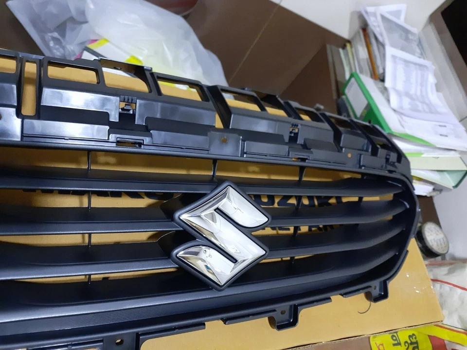 Genuine suzuki front grill suzuki swift dzr 2019 oem - Image 3 of 4