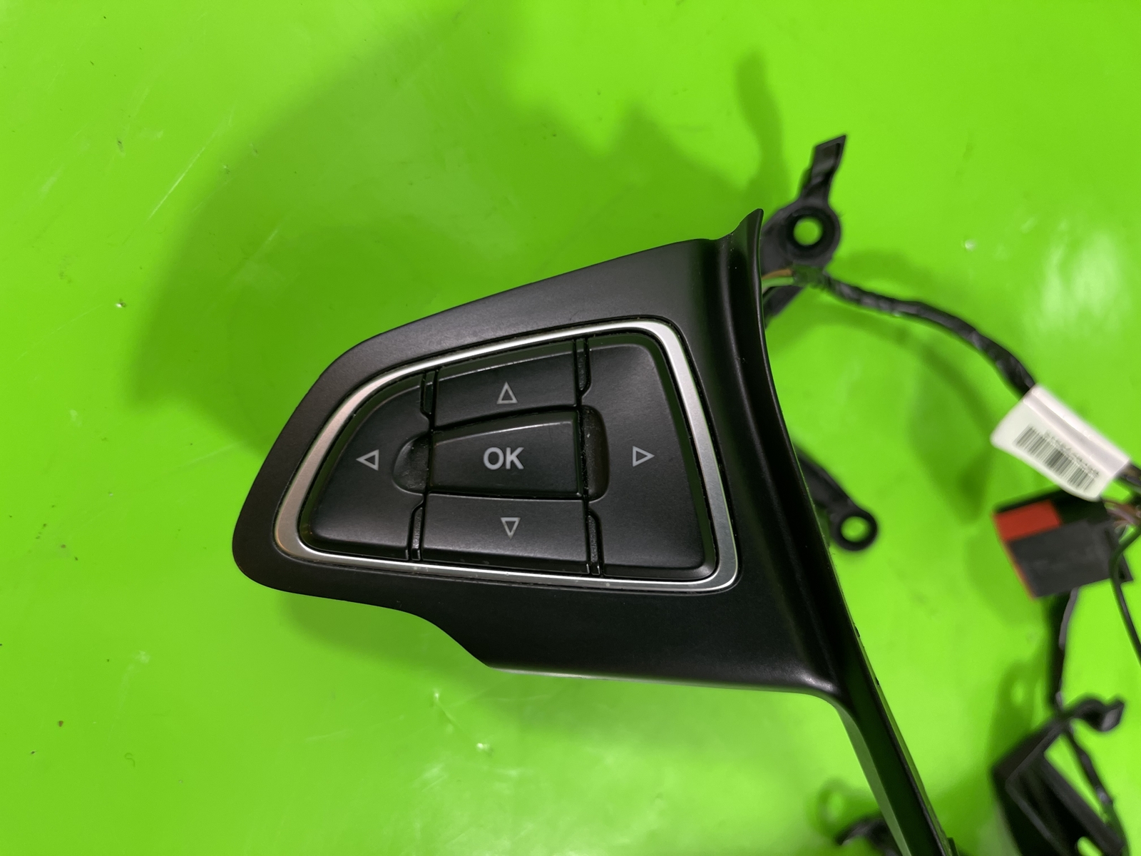 FORD FOCUS MK3 MULTI FUNCTION STEERING WHEEL CONTROL BUTTONS SWITCHES