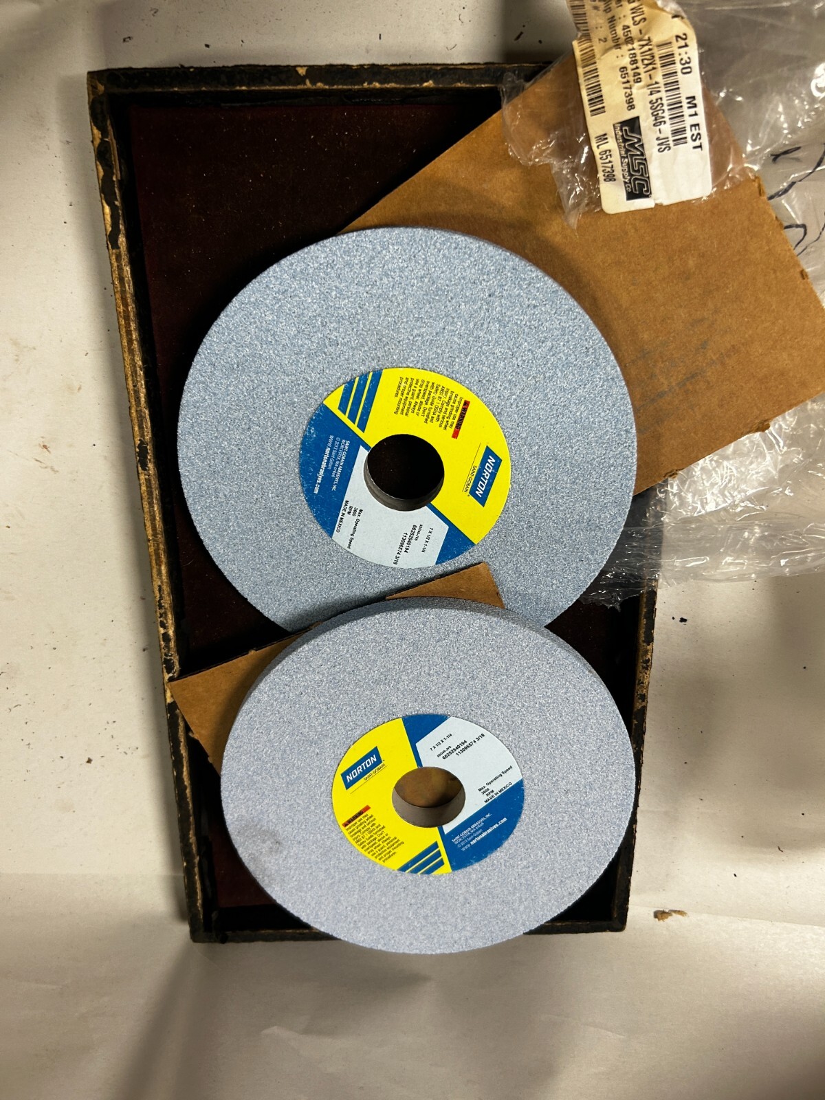 MACHINIST TOOL LATHE MILL Lot of Unused Norton Grinding Wheels