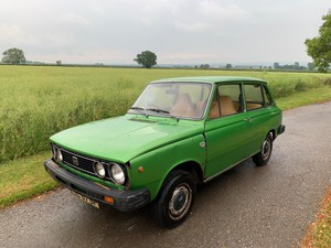 1976-Volvo-66-GL-AUTO-ESTATE-BARNFIND