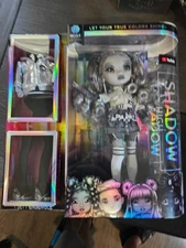 Rainbow High - Shadow High - Nicole Steel