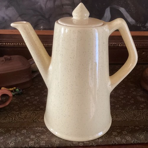 Vintage Bauer Pottery Light Yellow Speckled MCM Lidded Teapot Coffee Pot #603