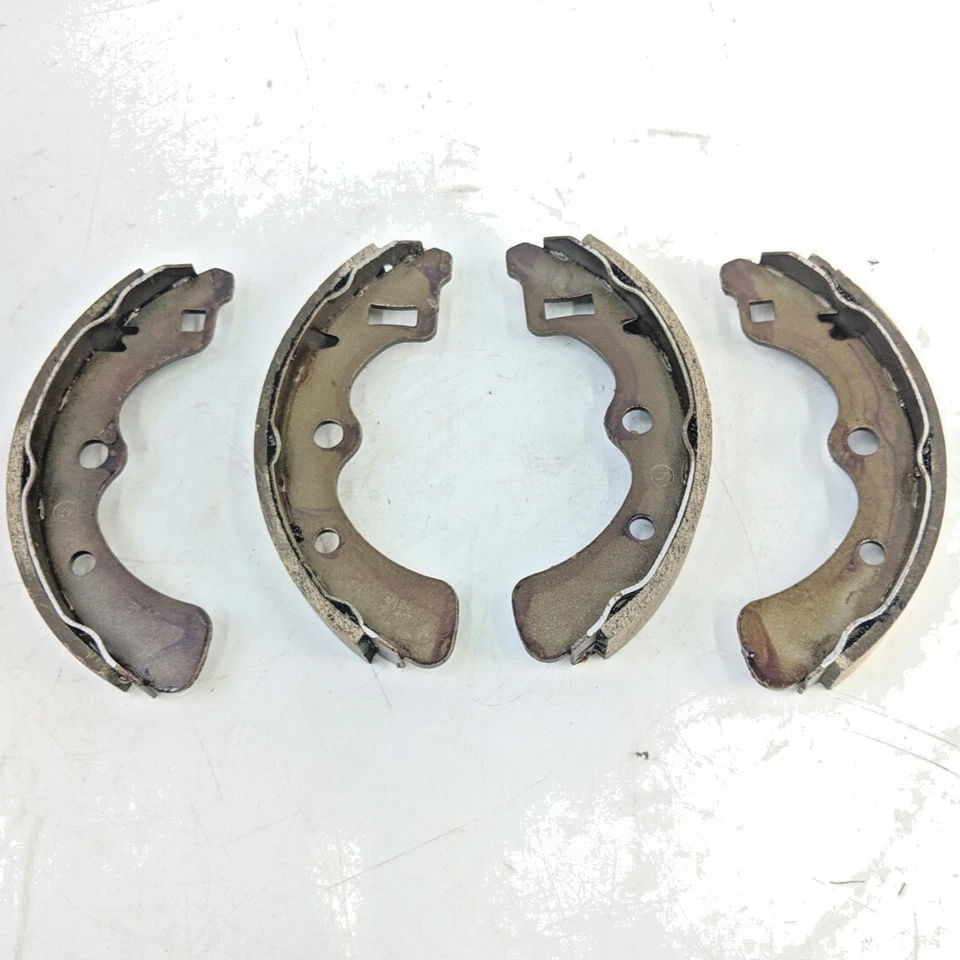 Juego de zapatas de freno de tambor trasero Beck/Arnley 081-1943 para Honda Civic Prelude 1979-1981 Foto 2 de 4