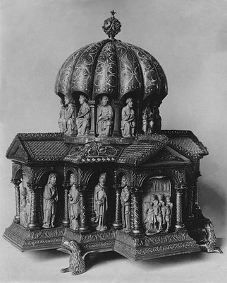 The Dome Reliquary main piece of the Guelph Treasure published. Ze- Old Photo