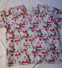 WOMENS PREOWN MEDICAL SCRUB TOP  SANTA