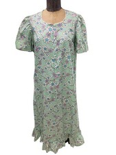 Vintage 1970s Floral Maxi House Dress Ruffled Hem Med
