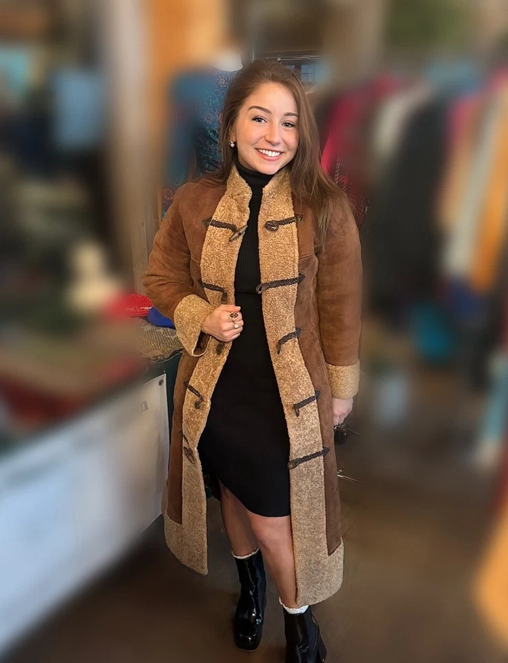 Abrigo de cuero forrado de piel vintage con rizado de cordero trampero boho cálido hecho a mano Foto 2 de 4