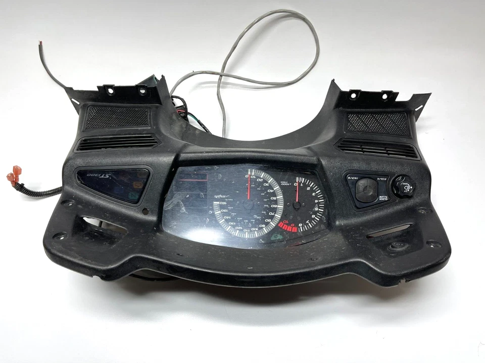 2015 09-17 Honda ST1300 ST1300PA Gauge Cluster Speedometer Speedo - Image 3 of 4