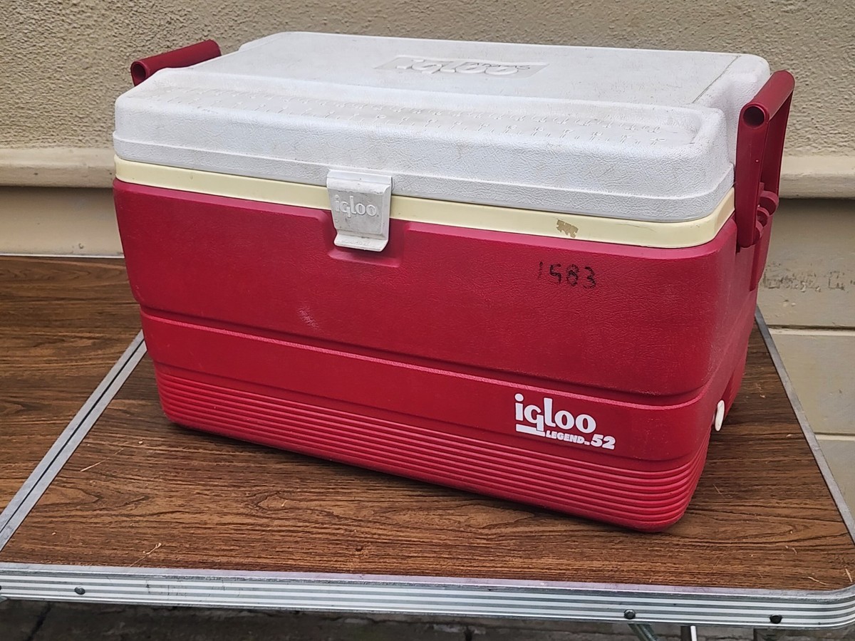 VINTAGE IGLOO 52 CARRY COOLER red/white - LOCAL Pick Up San Jose