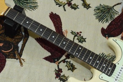 Grecor Starocaster Electric Guitar 1979 SE380 White Fender Pickup