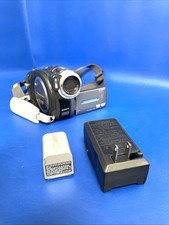 GENUINE Sony Handycam Carl Zeiss-Vario-SONNAR Super Steady Shot Digital CAMERA 